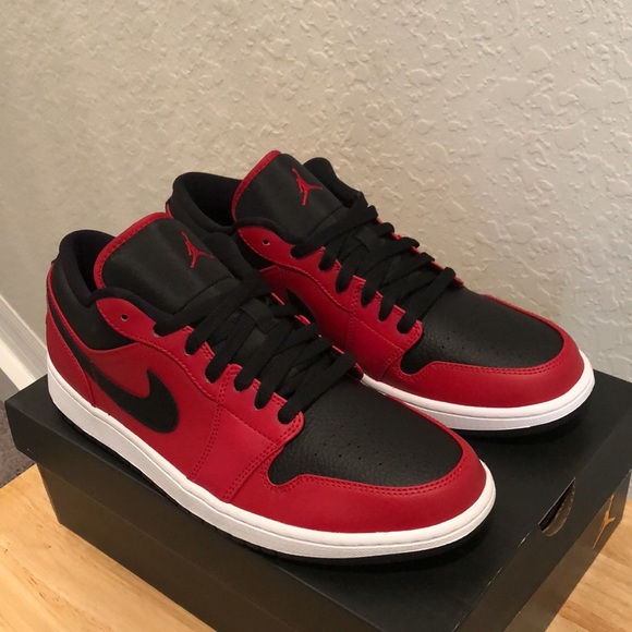 nike reverse bred